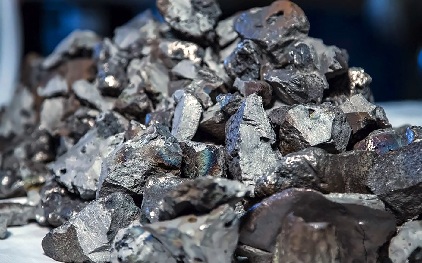 Ferro alloy lumps